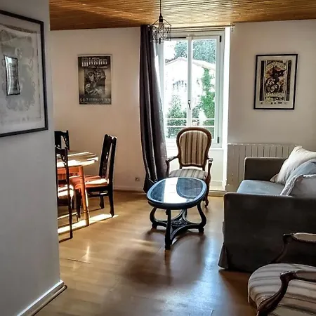 Duplex Vue Sur Chateau Clisson Exterior foto